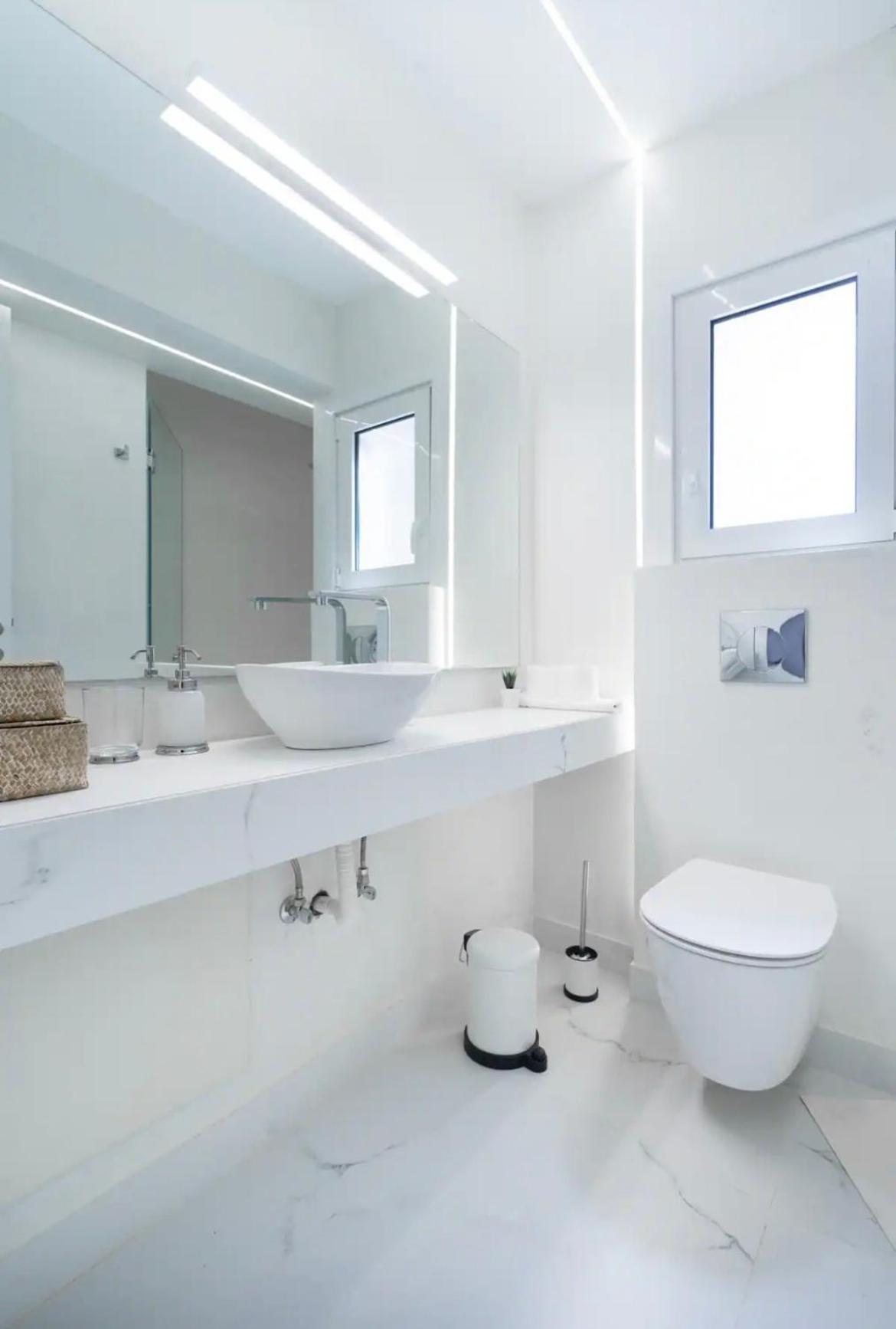 3b Modern Bliss - Greecing * Athen
